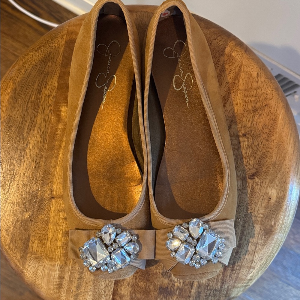 Jessica Simpson Gold Velvet Flats with Crystal embellishments Sz 8.5 medium NWOB - Picture 5 of 11